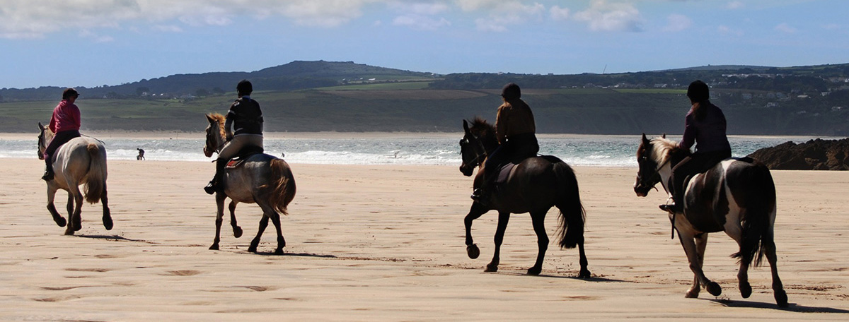 adult-horse-riding-holidays-cornwall